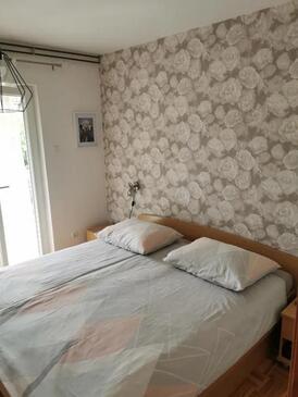 Апартаменти і кімнати з паркуванням Пореч - Poreč - 24373