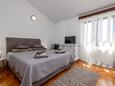 Krnica, Chambre 2 dans l’hébergement en type house, climatisation disponible et WiFi.