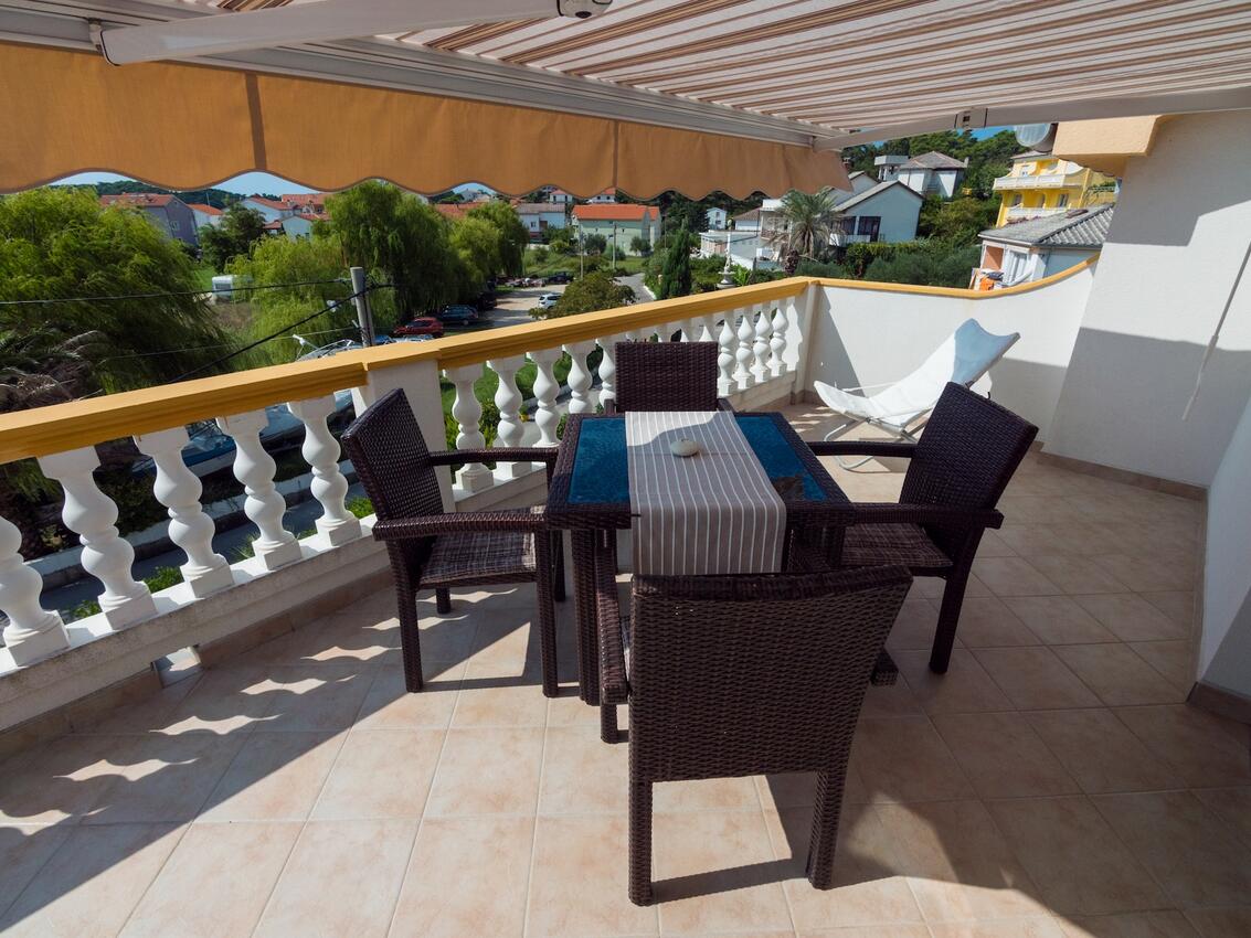 Apartmaji s parkingom Palit, Rab - 24376