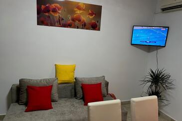 Kaštel Stari, Obývací pokoj v ubytování typu apartment, s klimatizací a WiFi.