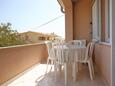 Nin, Balcone nell'alloggi del tipo apartment, WiFi.