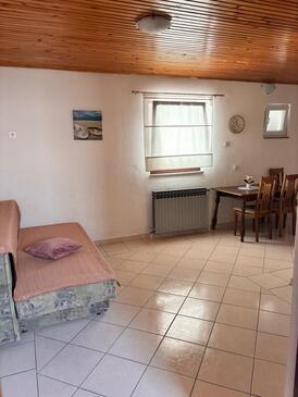 Apartments with parking space Karlobag - 24387