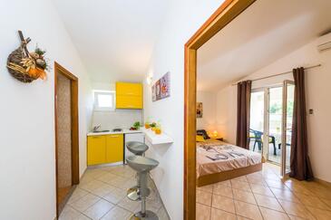 Ljubač, Кухня в размещении типа apartment, Домашние животные допускаются и WiFi.