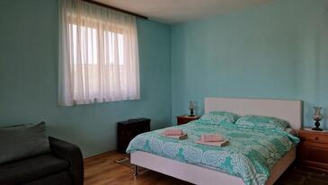 Apartmani s parkingom Medulin - 24398