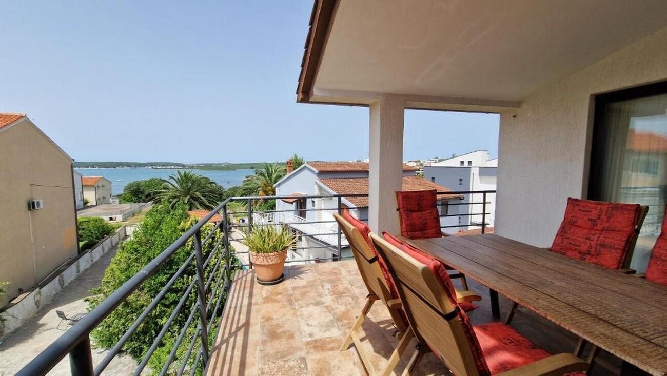 Háromszobás apartman Medulin (A-24398-b)