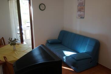 Jagodna, Obývacia izba v ubytovacej jednotke apartment, klimatizácia k dispozícii, domáci miláčikovia povolení a WiFi.