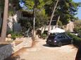 Jagodna, Hvar, Parkoviště 24399 - Ubytování s oblázkovou pláží.