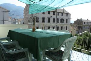 Three bedroom apartment Komiža, Vis (A-2440-a)