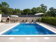 Rovinjsko Selo, Rovinj, Hof 24401 - Ferienhaus am Kieselstränden.
