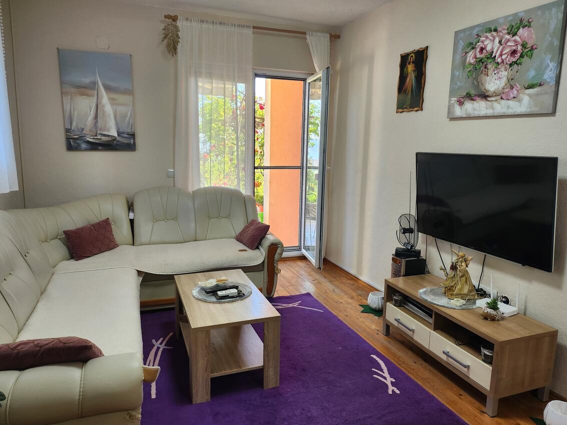 Ferienwohnungen mit Parkplatz Kastel Stari, Kastela - 24406