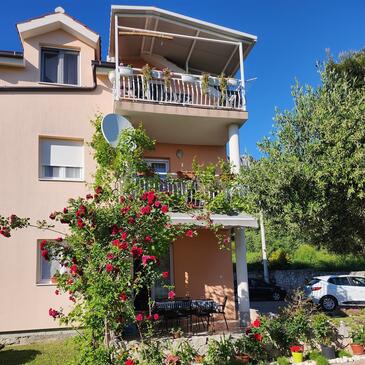 Kaštel Stari, Kaštela, Objekt 24406 - Ubytování s oblázkovou pláží.