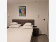 Novi Vinodolski, Schlafzimmer 1 in folgender Unterkunftsart apartment, Klimaanlage vorhanden und WiFi.