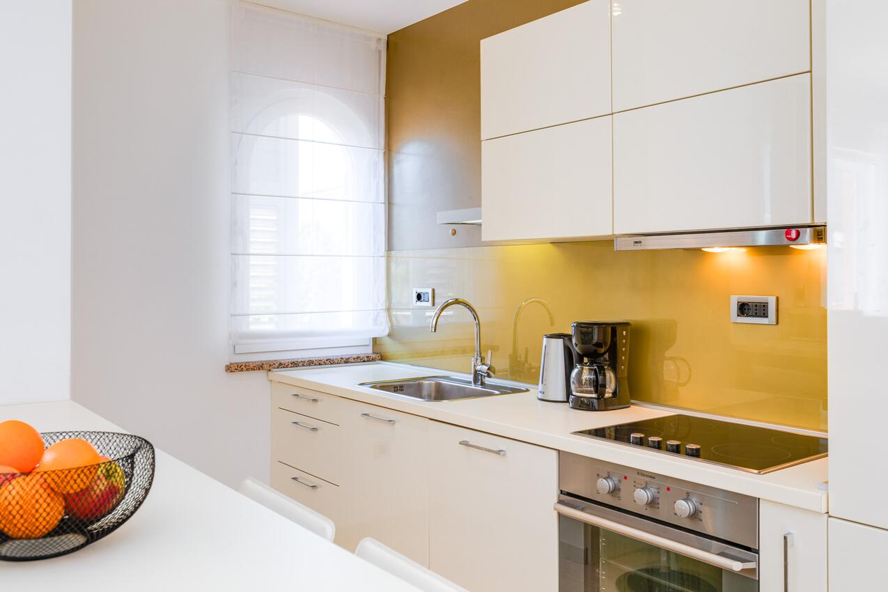 Apartmani s parkingom Baška, Krk - 24415