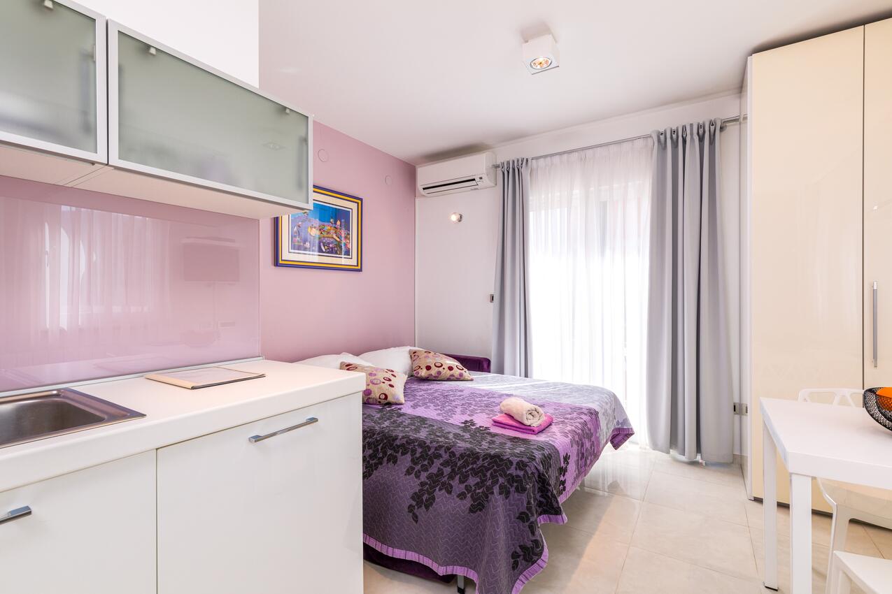 Apartmani s parkingom Baška, Krk - 24415