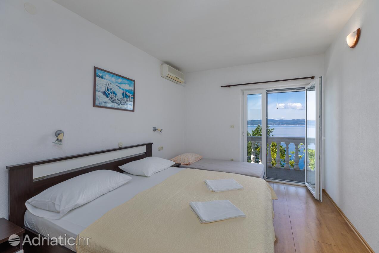 Ferienwohnungen und Zimmer am Meer Brela, Makarska - 24416