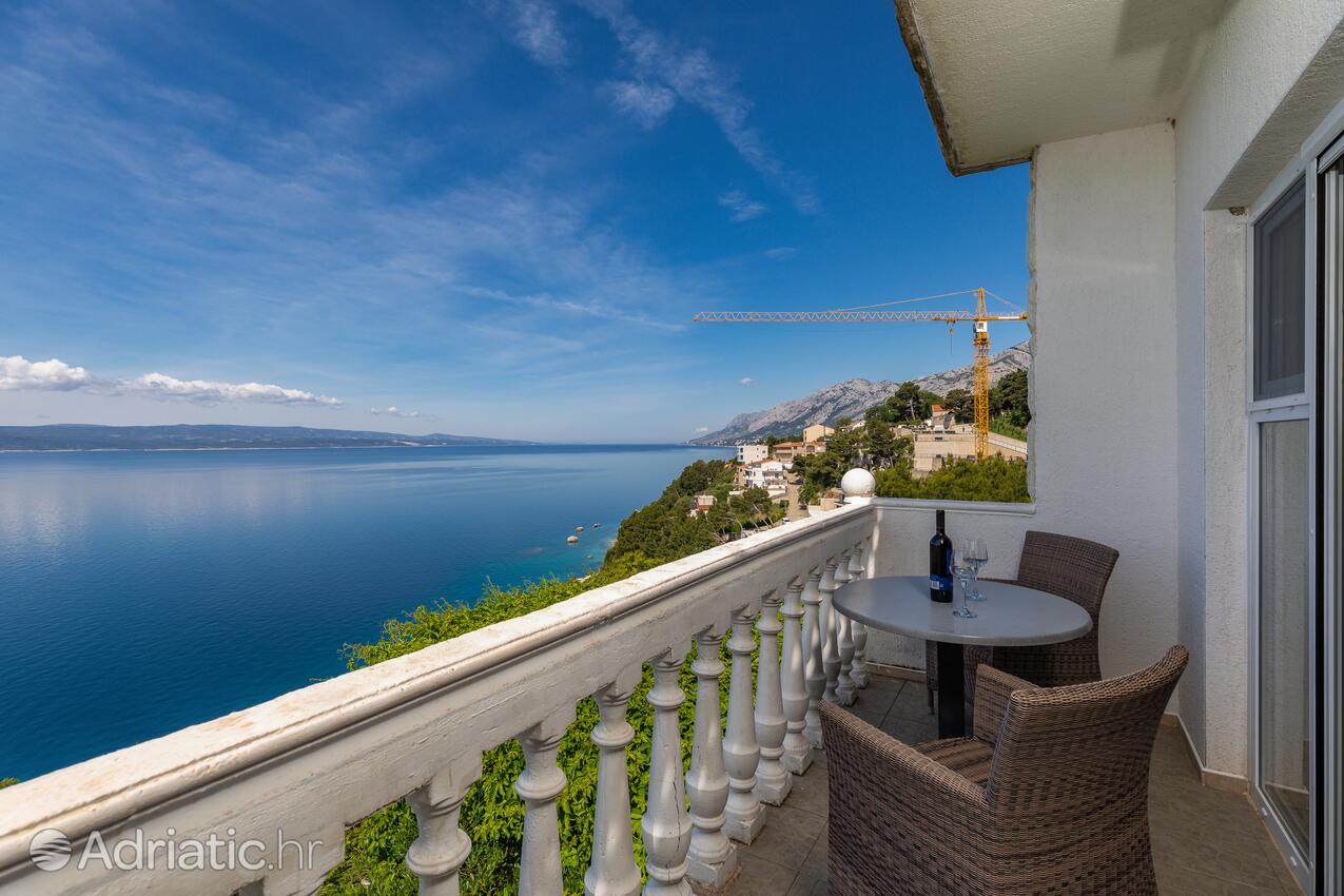Apartments and rooms by the sea Brela, Makarska - 24416
