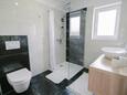 Korenica, Ванная комната в размещении типа room, WiFi.