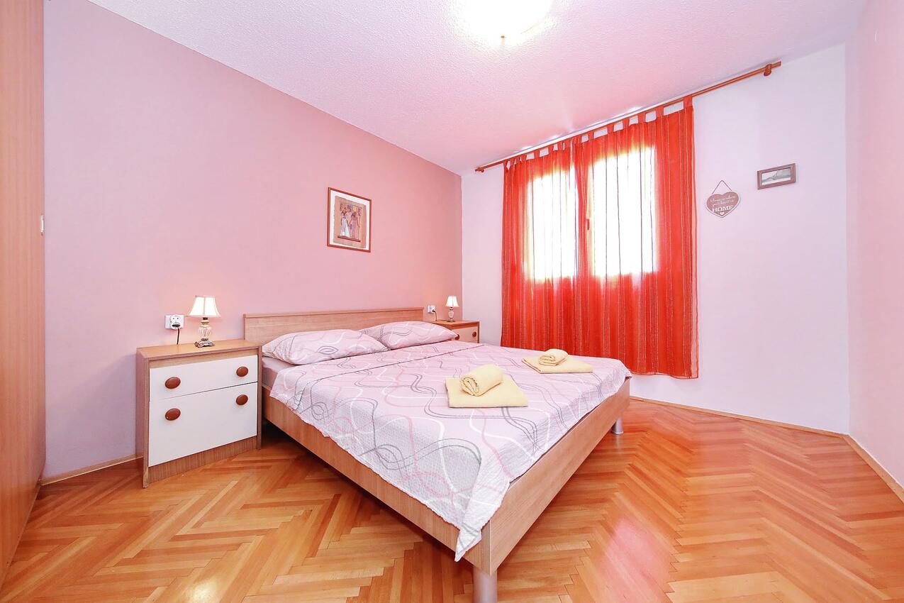 Apartments by the sea Zadar - 24422
