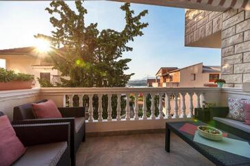 Apartmaji s parkingom Stobreč, Split - 24425
