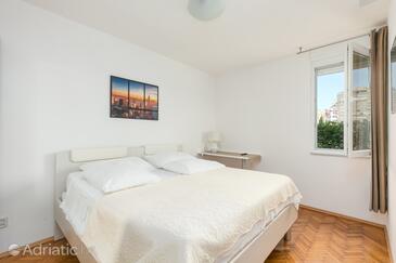 Апартаменты с парковкой Сплит - Split - 24426