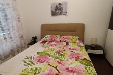 Ferienwohnungen am Meer Bibinje, Zadar - 24428