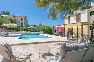 Haus am Meer mi Pool Arbanija, Ciovo - 24430