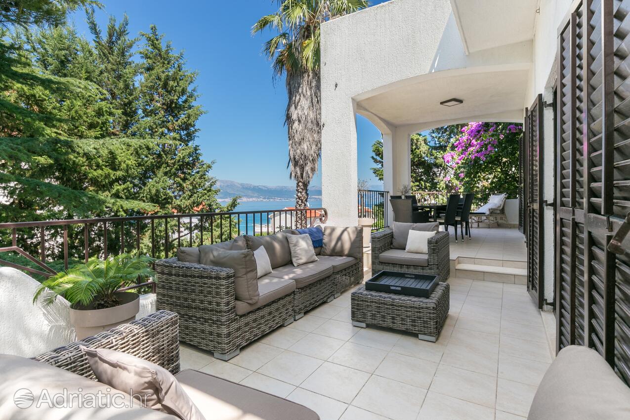 Haus am Meer mi Pool Arbanija, Ciovo - 24430