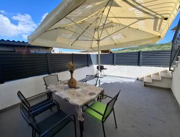 Four-bedroom house Slatine, Čiovo (K-24437)