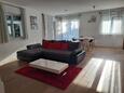 Rovinj, Comedor en alojamiento de tipo apartment, WiFi.