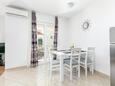 Seget Vranjica, Столовая в размещении типа apartment, WiFi.