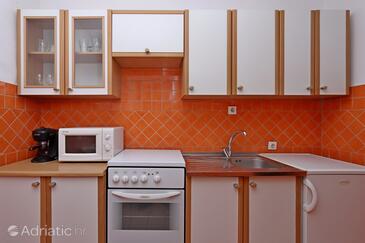 Apartmanok parkolóhellyel Selce, Crikvenica - 24450