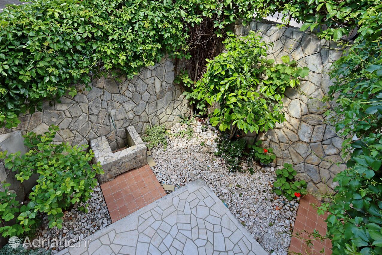 Appartamenti con parcheggio Selce, Cirquenizza - Crikvenica - 24450