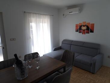 Bibinje, Obývací pokoj v ubytování typu apartment, s klimatizací a WiFi.