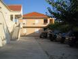 Bibinje, Zadar, Parkoviště 24451 - Ubytování s oblázkovou pláží.