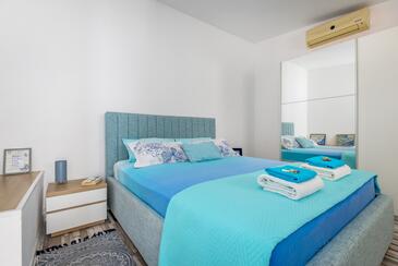 Hiša za počitek ob morju Šibenik - 24452