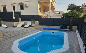 Casa con piscina per famiglia Okrug Gornji, Bua - Čiovo - 24460 Adriatic.hr