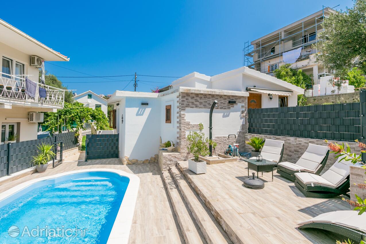 Casa con piscina per famiglia Okrug Gornji, Bua - Čiovo - 24460
