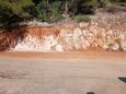 Torac, Hvar, Parcheggio 24462 - Appartamenti affitto vicino al mare con la spiaggia ghiaiosa.