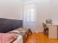 Šibenik, Spálňa 2 v ubytovacej jednotke apartment, domáci miláčikovia povolení a WiFi.