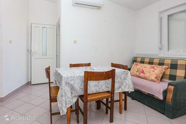 Apartamenty z parkingiem Rogoznica - 24468