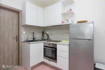 Apartmány s parkovištěm Rogoznica - 24468