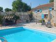 Barban, Središnja Istra, Verft 24471 - Feriehus med sandstrand.
