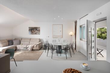 Pasadur, Camera di soggiorno nell'alloggi del tipo apartment, condizionatore disponibile, animali domestici ammessi e WiFi.