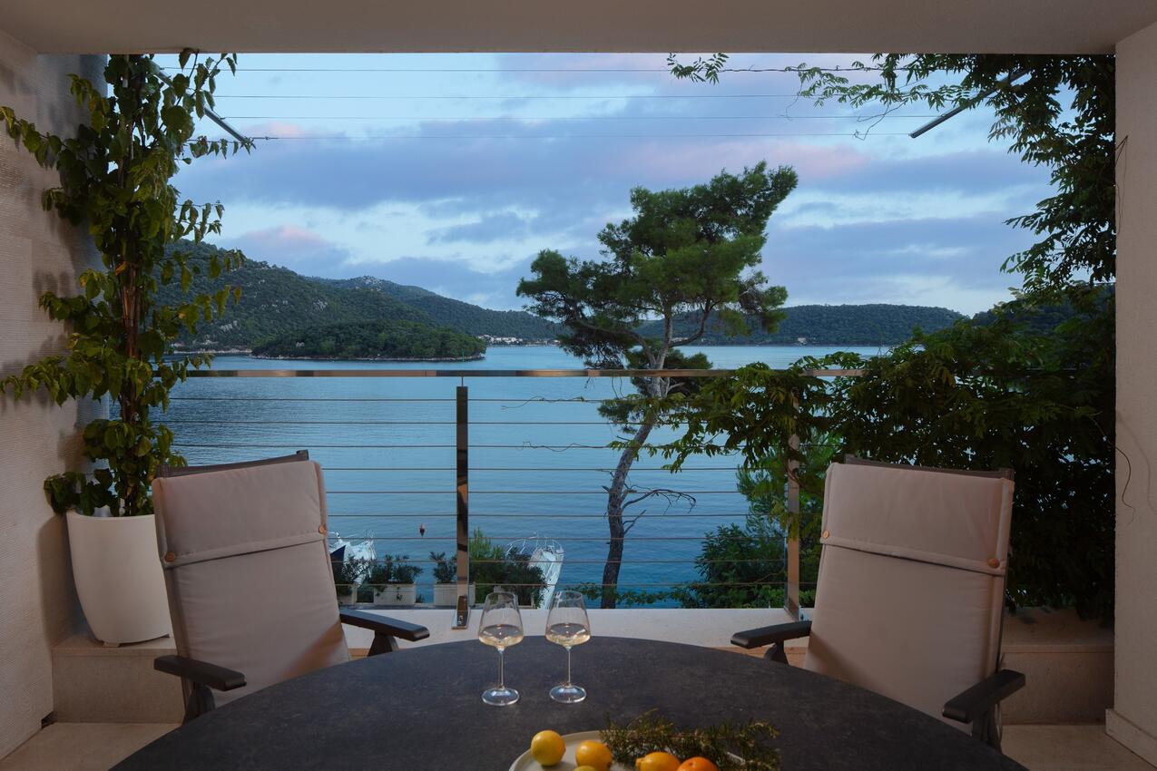 Апартаменти біля моря Пасадур - Pasadur, Ластово - Lastovo - 24472