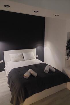 Apartmaji s parkingom Vrpolje, Šibenik - 24474