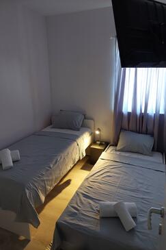 Apartmaji s parkingom Vrpolje, Šibenik - 24474