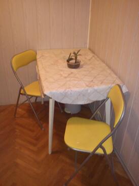 Crikvenica, Esszimmer in folgender Unterkunftsart studio-apartment, WiFi.