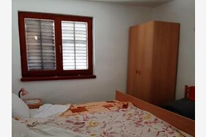 Třípokojový apartmán Pakovo Selo, Dalmatské Záhoří - Zagora (A-24486-b(