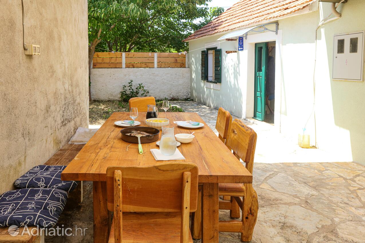 Apartmány s parkovištěm Konjevrate, Krka - 24487