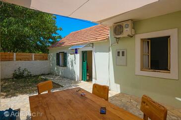 Ferienwohnungen mit Parkplatz Konjevrate, Krka - 24487